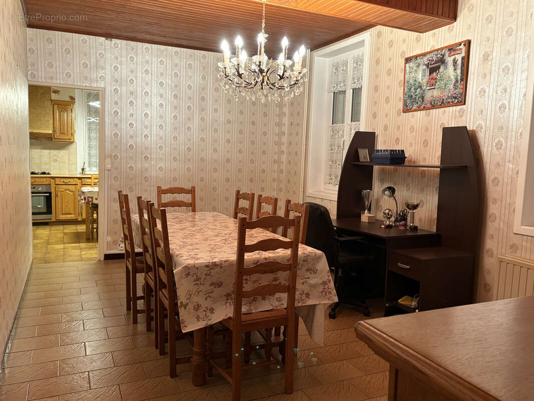 Maison à TRITH-SAINT-LEGER