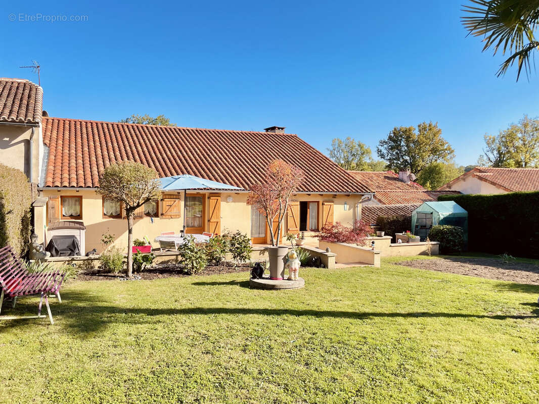 Maison à ANSAC-SUR-VIENNE