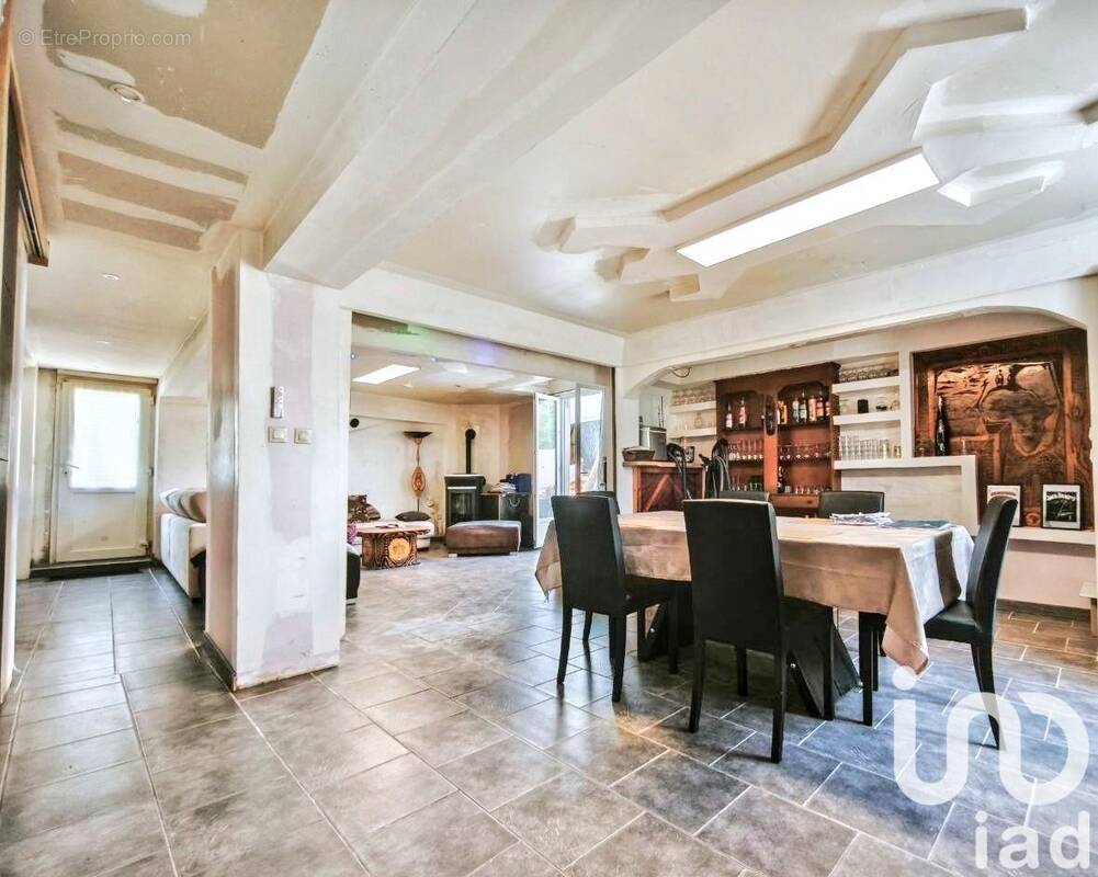 Photo 1 - Maison à SAULCES-MONCLIN