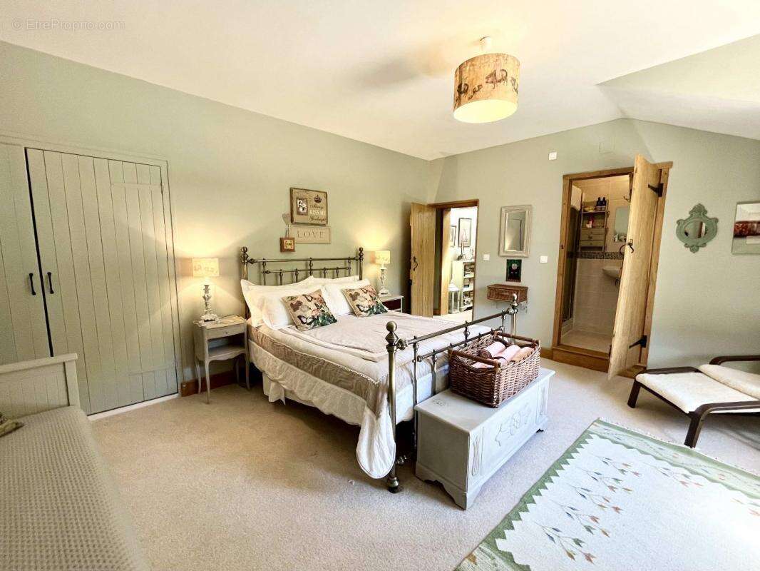 Maison à AVAILLES-LIMOUZINE