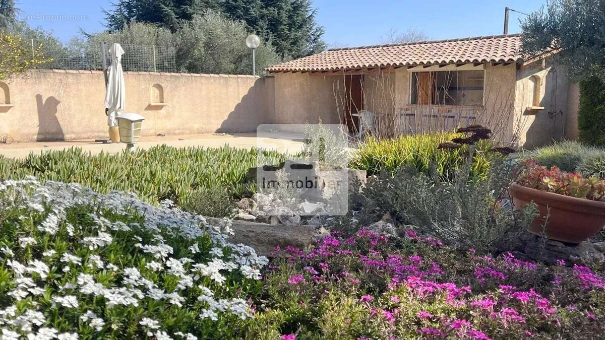 Maison à PONT-SAINT-ESPRIT