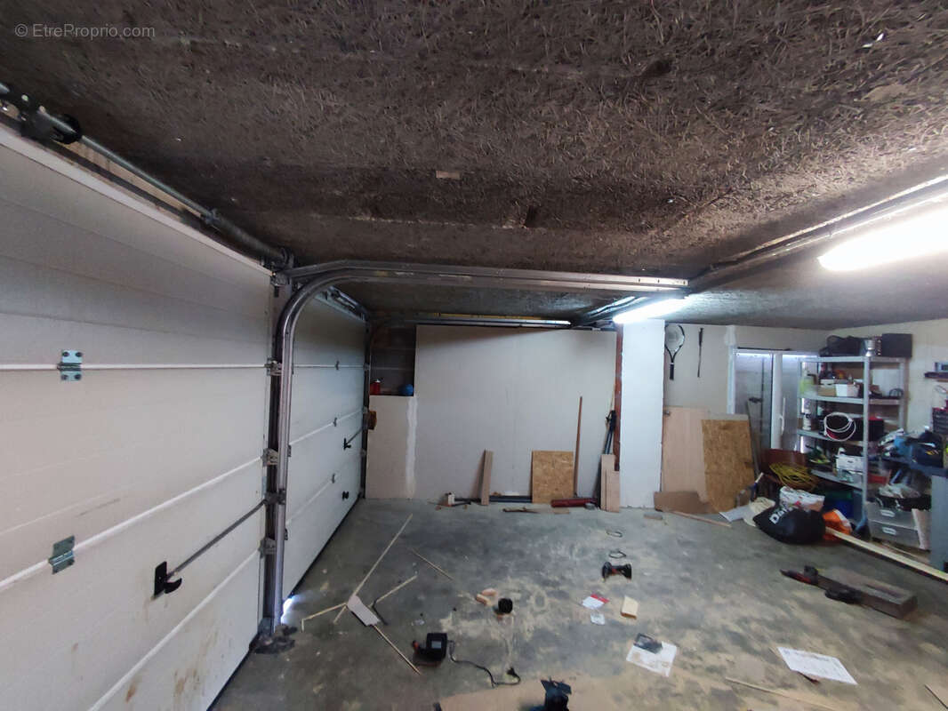 Maison à LA CHAPELLE-D'AUREC