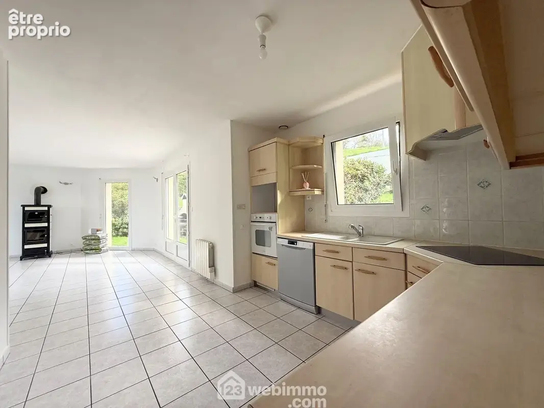 Maison 6 pièces 102 m² à vendre à Tredrez-Locquemeau (22300) - photo 9