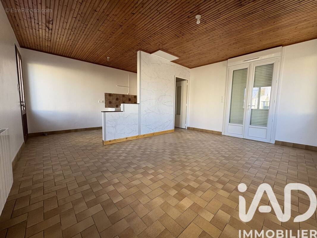 Photo 1 - Maison à CHAUVE