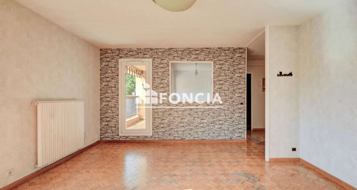 Appartement à MARSEILLE-10E