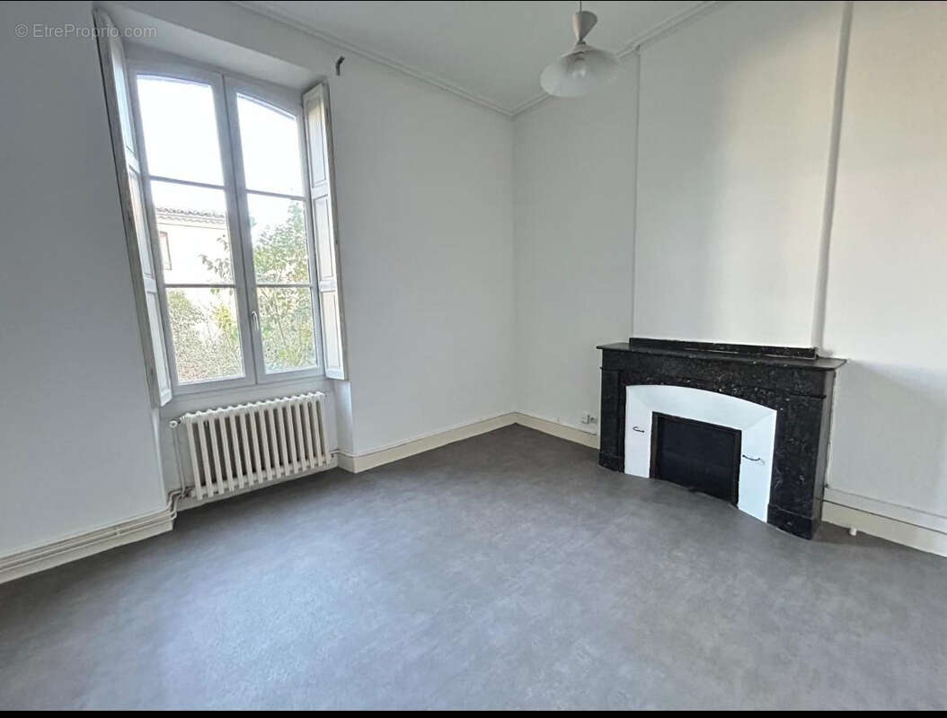 Appartement à CARCASSONNE