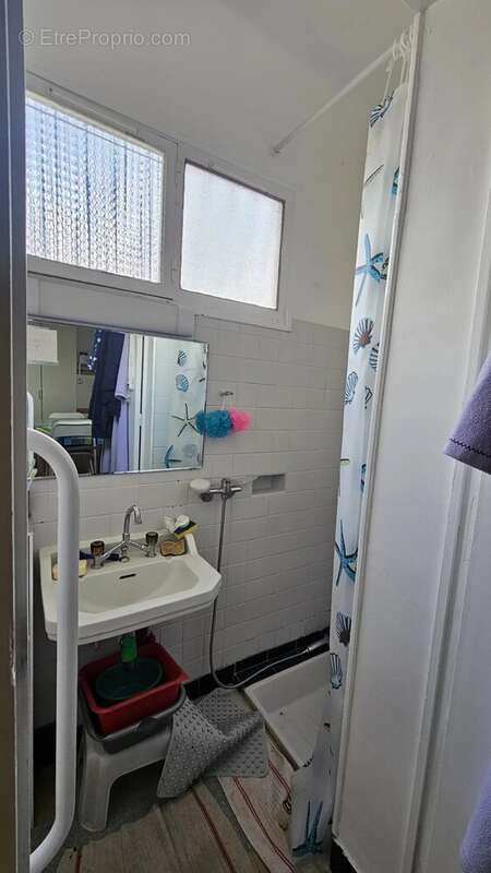 Appartement à NANS-LES-PINS