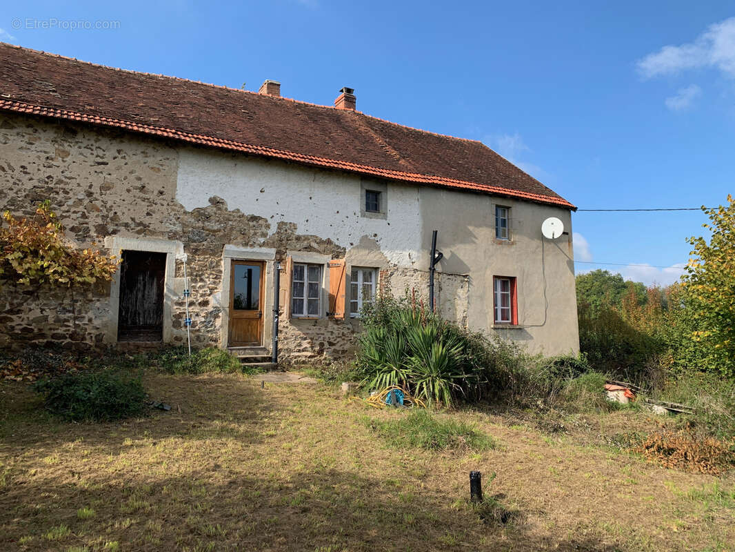 Maison à VIRLET