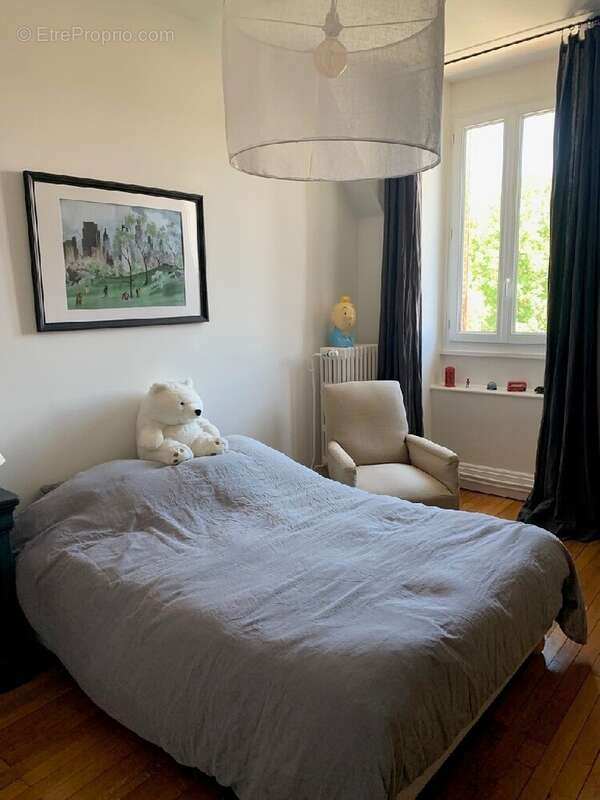 Appartement 73 m² à Vichy  - photo 5