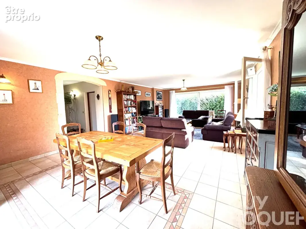 Belle maison familiale de 200m2 avec 5 chambres et double garage - photo 6