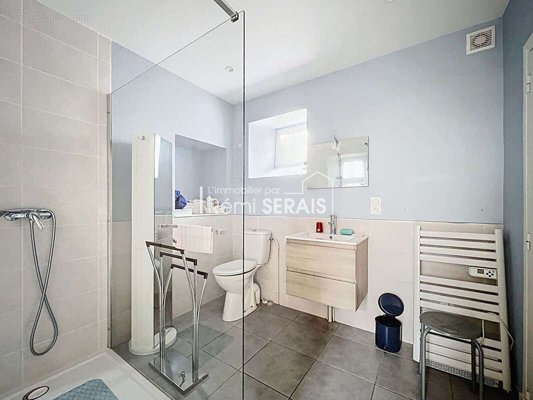 À vendre - Maison familiale à Sarceaux, aux portes d'Argentan - photo 9