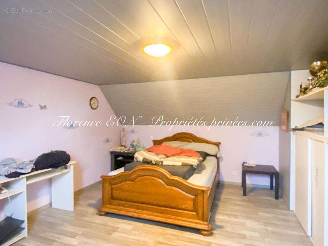 Maison à LA CHAPELLE-JANSON