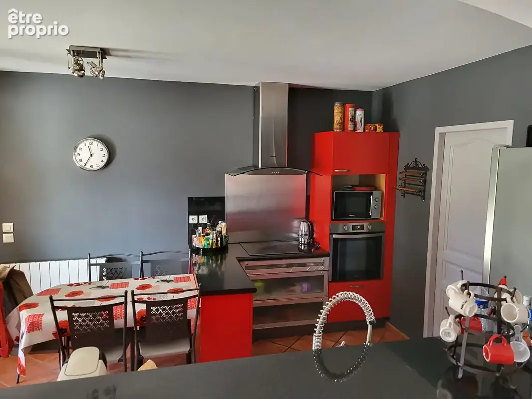 Belle maison provençale avec piscine sur 2100 M²  de terrain - photo 8