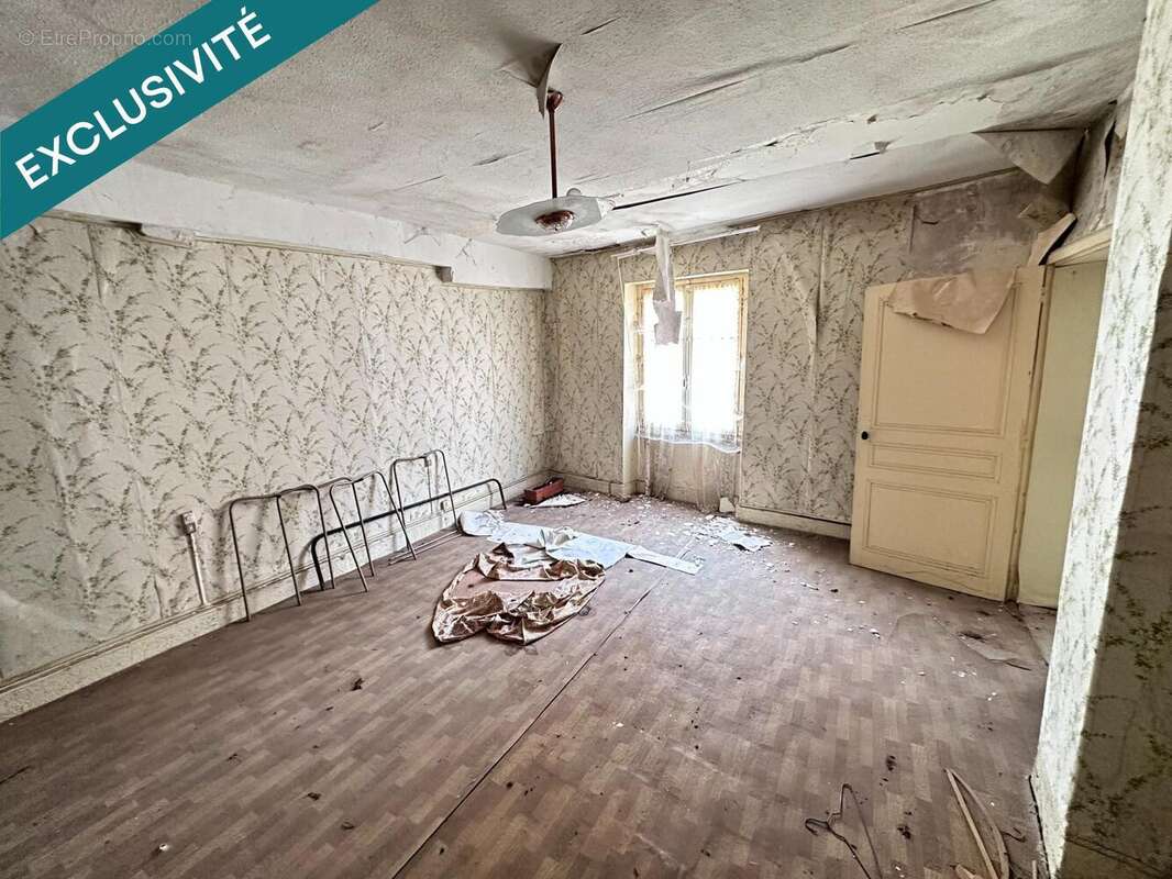 Photo 4 - Maison à AMBIERLE