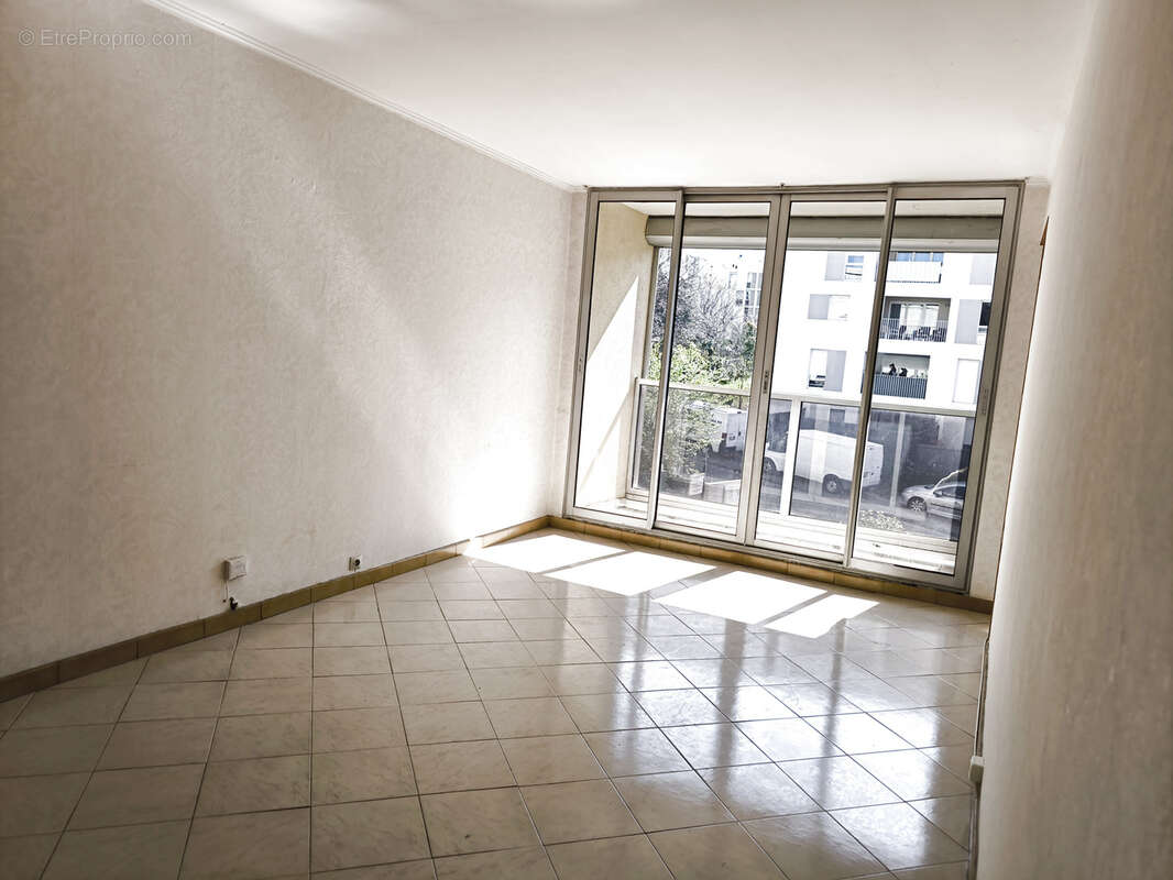 Appartement à MARSEILLE-10E
