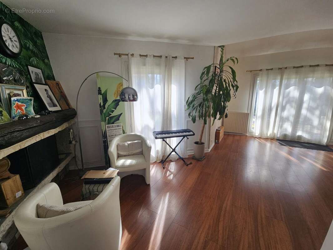 Maison à NOISY-LE-GRAND