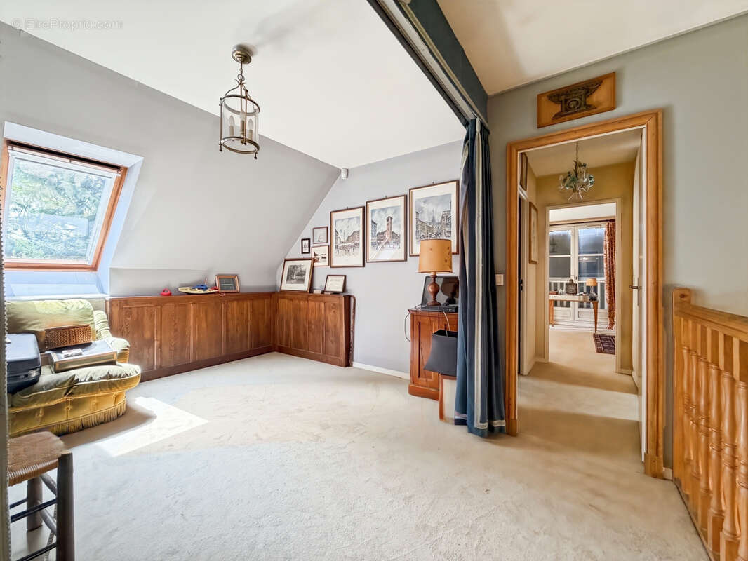 Maison familiale - Quartier Bréguet - Grand jardin - photo 10