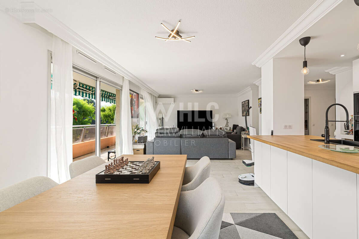 Appartement 85 m² à Le Cannet  - photo 4