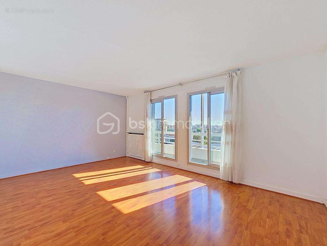 Appartement à MONTREUIL