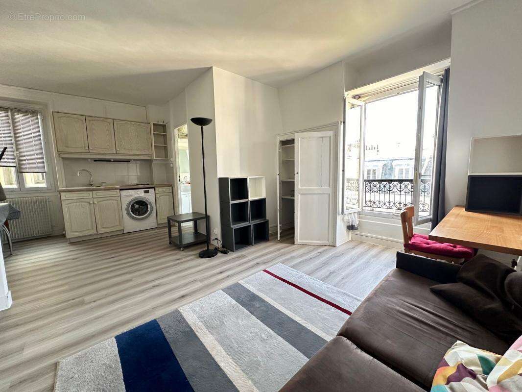 Appartement à PARIS-5E