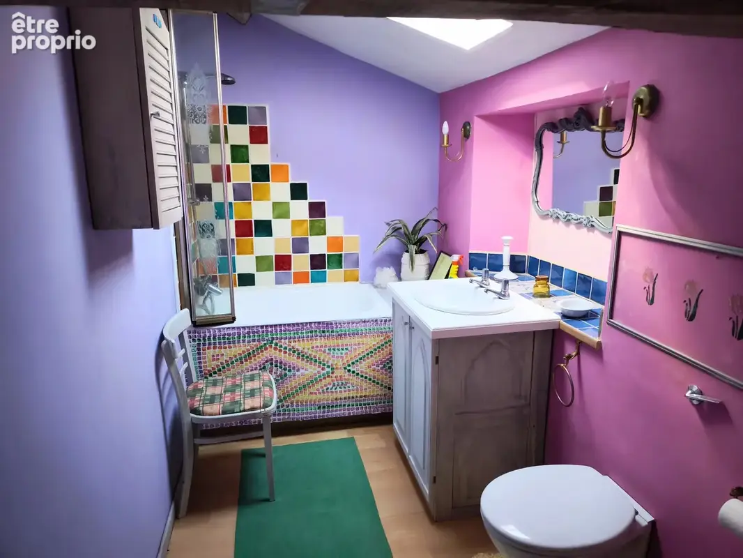 Maison de campagne avec 3/4 chambres, piscine chauffée et deux granges - photo 10