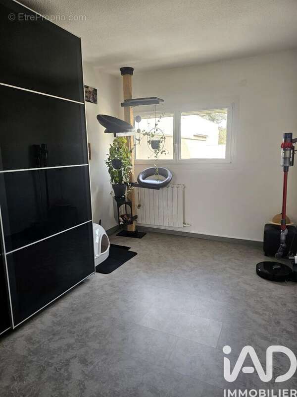 Photo 8 - Appartement à SAVIGNY-LE-TEMPLE