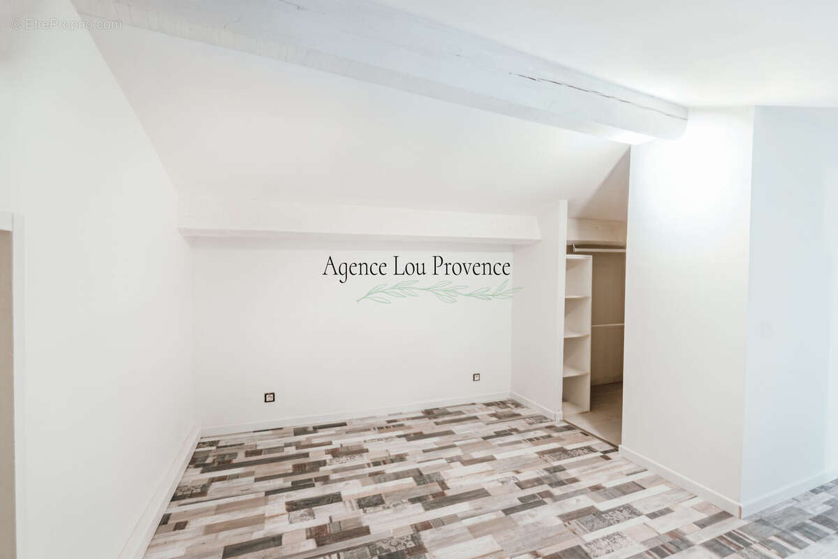 Maison 101 m² à Cavaillon  - photo 3