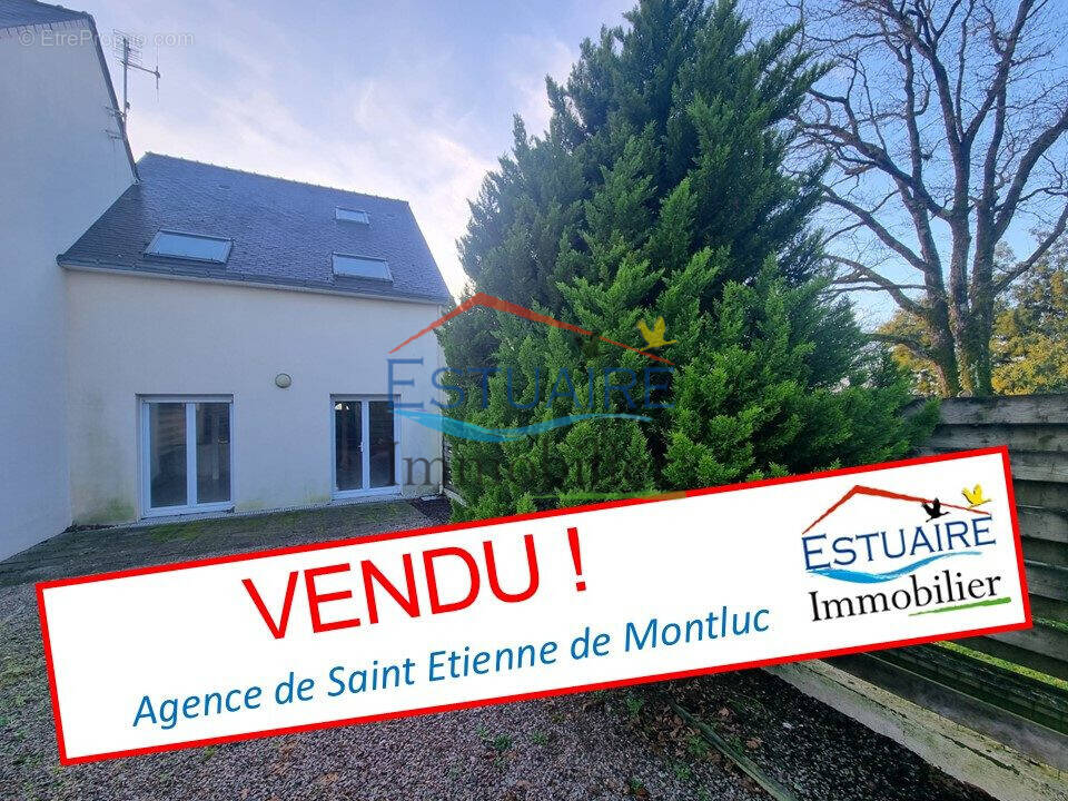 Maison à SAINT-ETIENNE-DE-MONTLUC