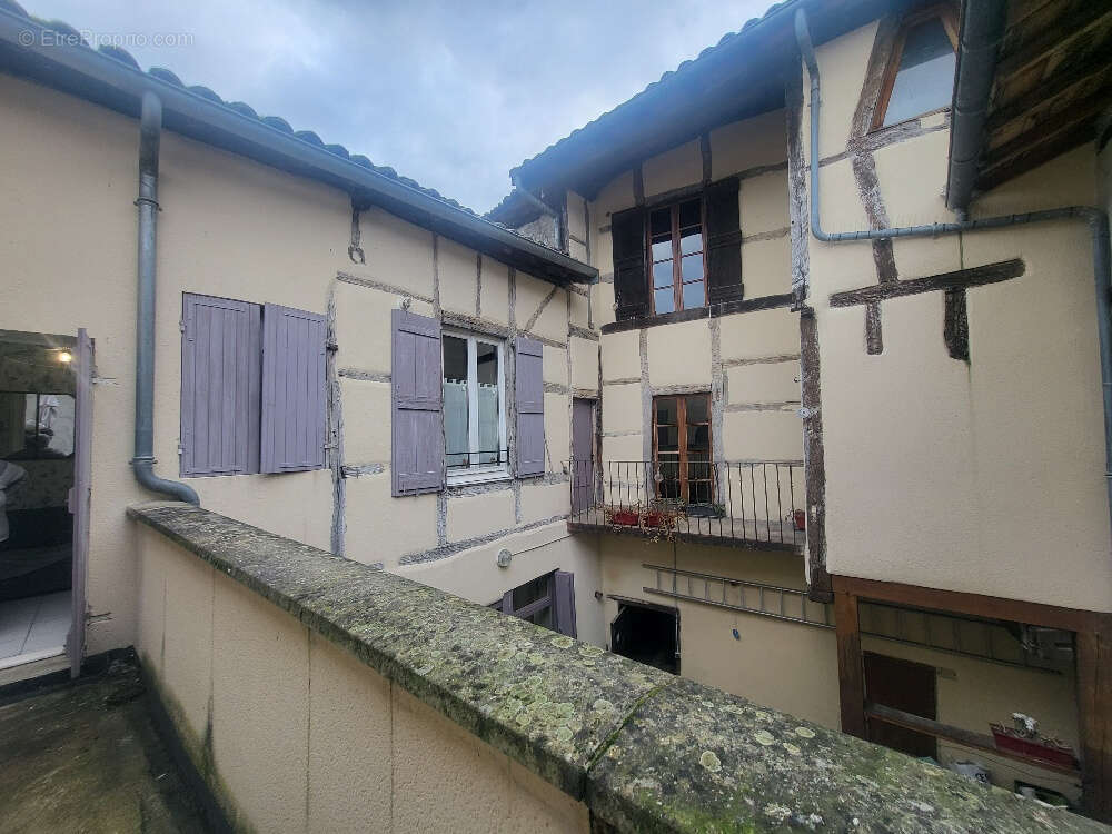 Appartement à CHATILLON-SUR-CHALARONNE