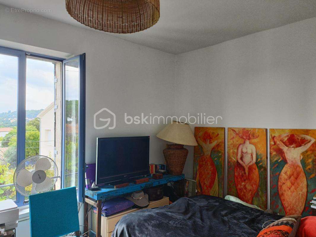 À vendre : Charmante maison de village à Villevieille - photo 10