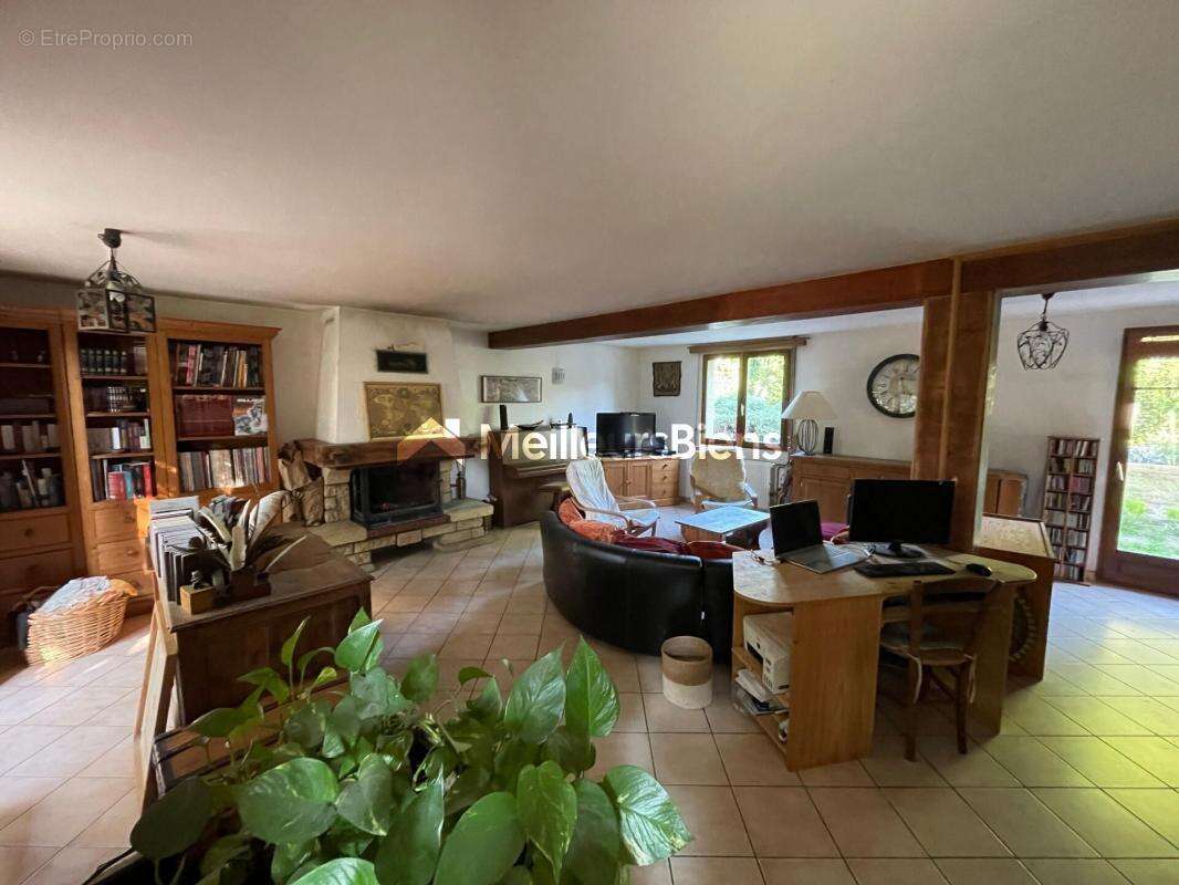 Maison à FRANCHELEINS