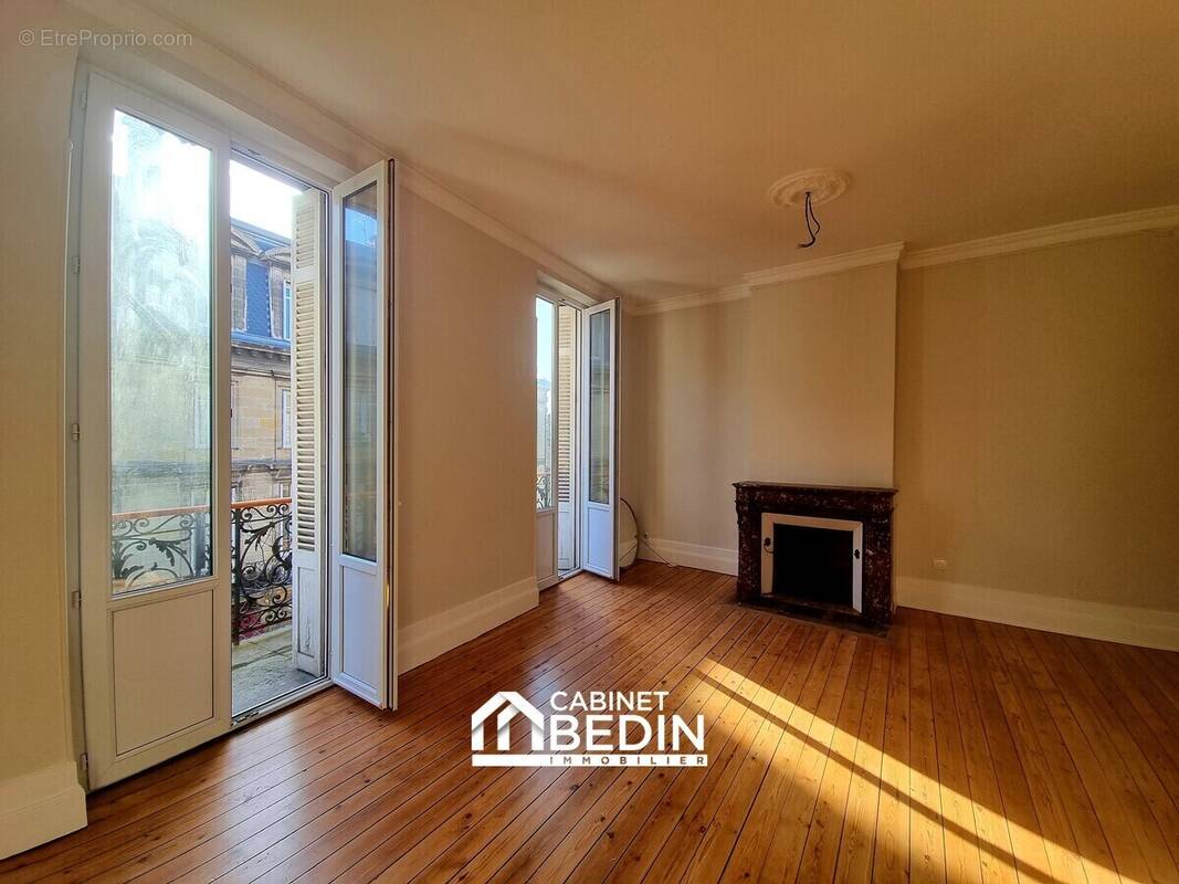 Appartement à BORDEAUX