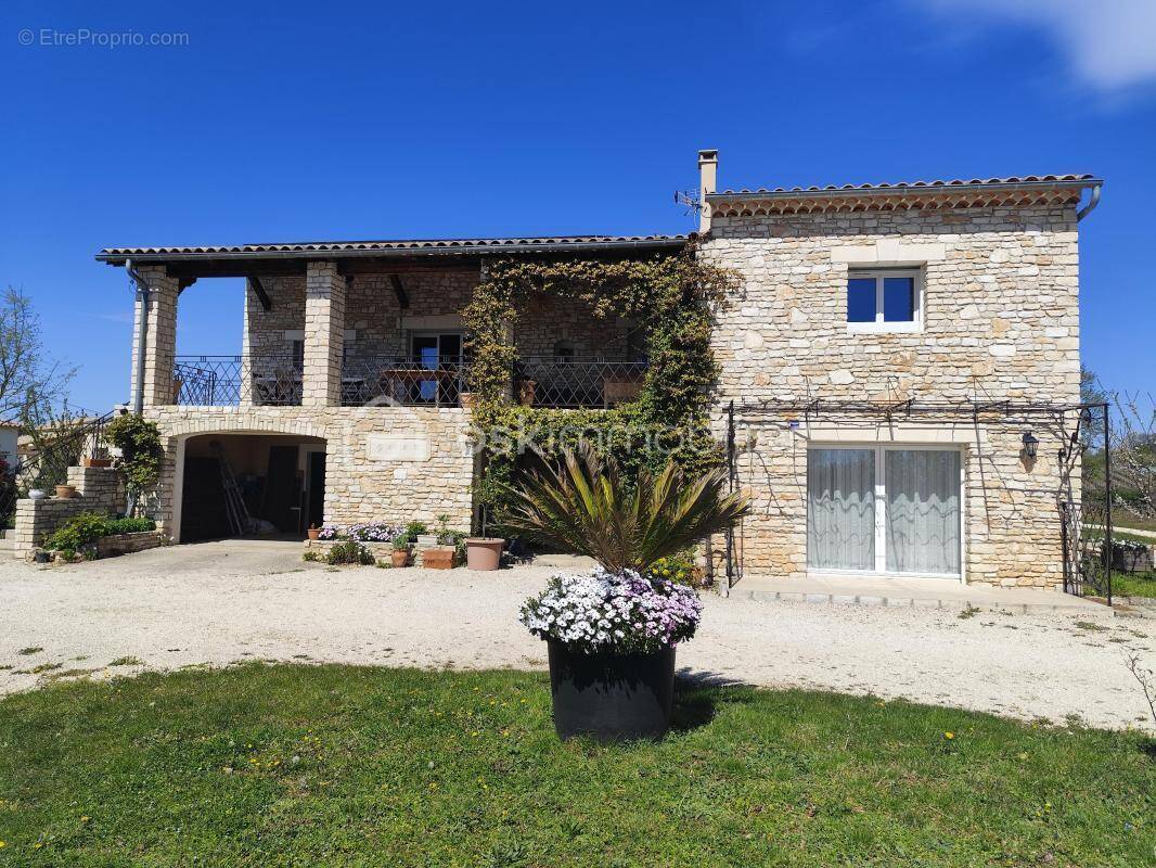 Maison à ORGNAC-L'AVEN