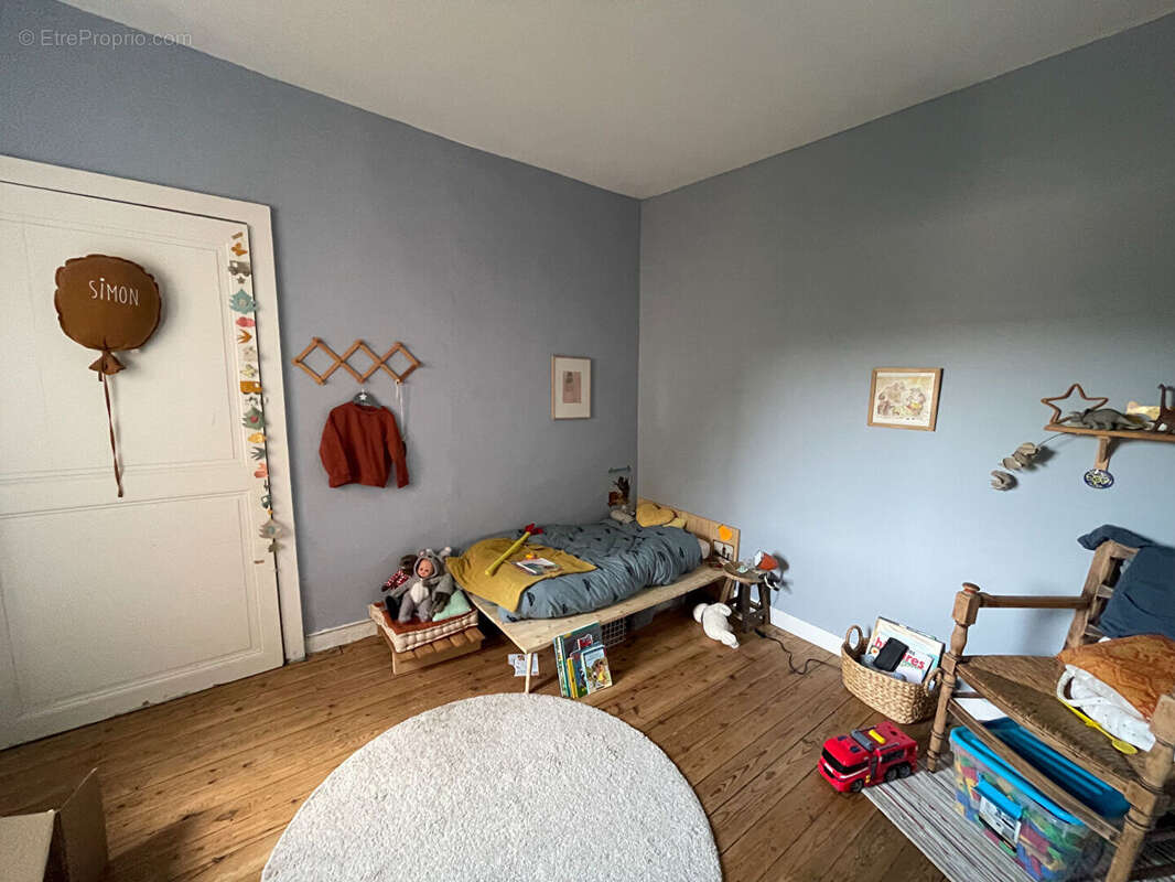 Autre à SAINT-SEBASTIEN-SUR-LOIRE