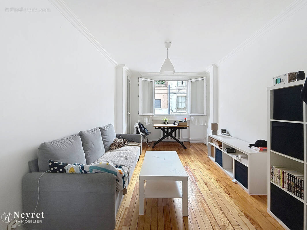 Appartement à SAINT-ETIENNE