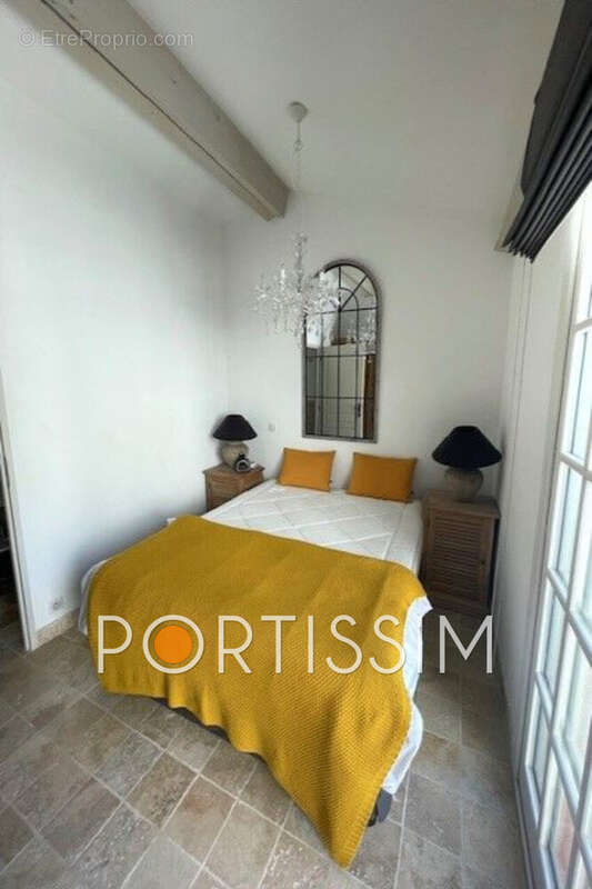 Maison à CASTELLANE