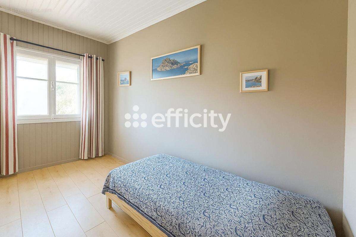 Maison à MARSEILLE-8E