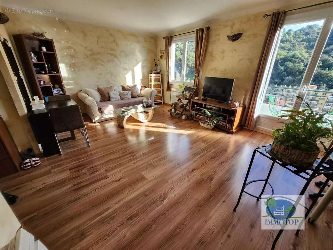 Appartement à MENTON