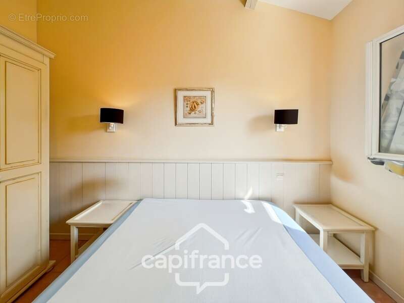 DOMAINE DE PONT ROYAL – Bastidon climatisé de 44 m², ravalé et parfaitement entretenu, avec jardin, 2 chambres et place de parki - photo 29