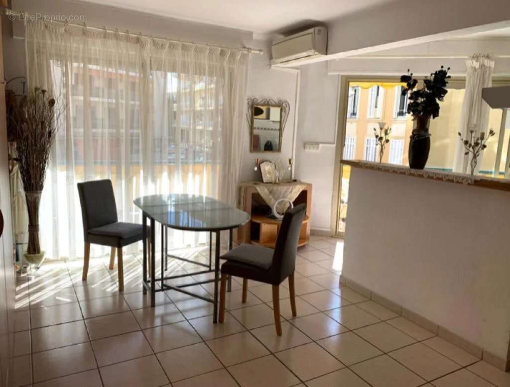 Appartement à CANNES