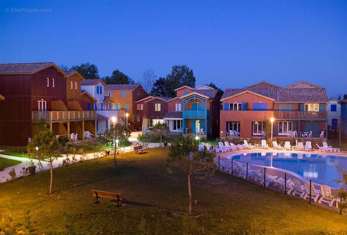 INVESTISSEMENT LOCATIF  Le Teich  Résidence Tourisme Les Rives Marines  7,82 % de rentabilité - photo 17