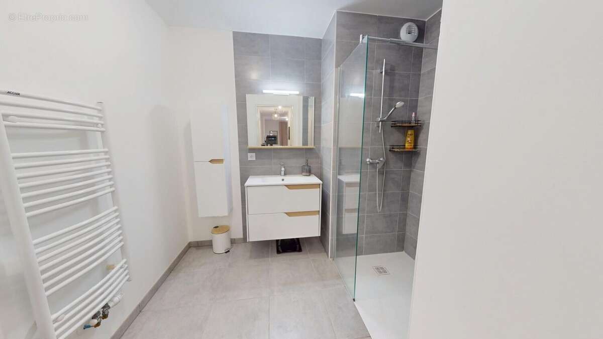 Photo 7 - Appartement à BOURGOIN-JALLIEU