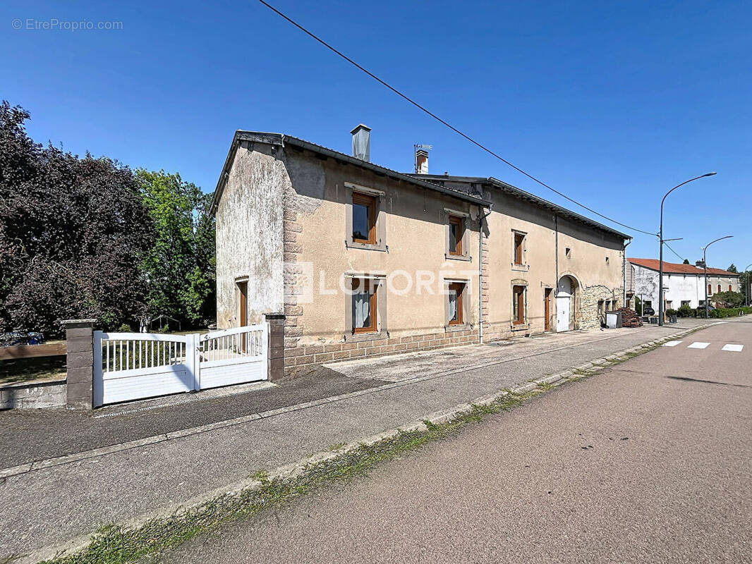 Maison à BAUDRICOURT