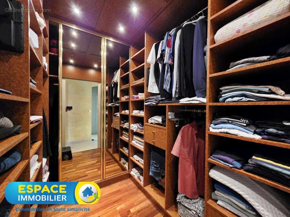 Maison à CHATEAUNEUF-SUR-LOIRE