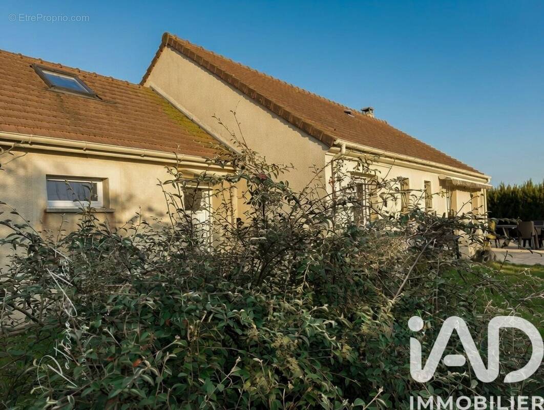 Photo 1 - Maison à GRISELLES