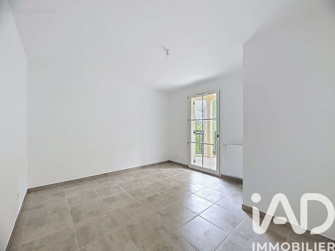 Photo 8 - Appartement à ROQUEFORT-LES-PINS
