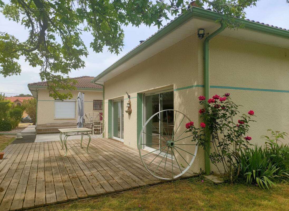 Maison Sainte Eulalie 9 pièce(s) 200 m2 - photo 3