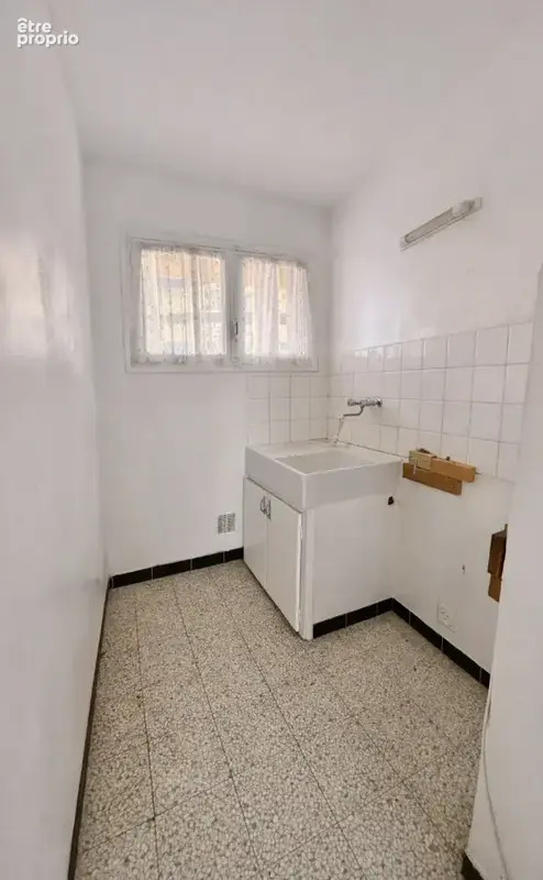 EXCLUSIVITE : Appartement Hyères 1 pièce 30 m² avec terrasse - photo 4