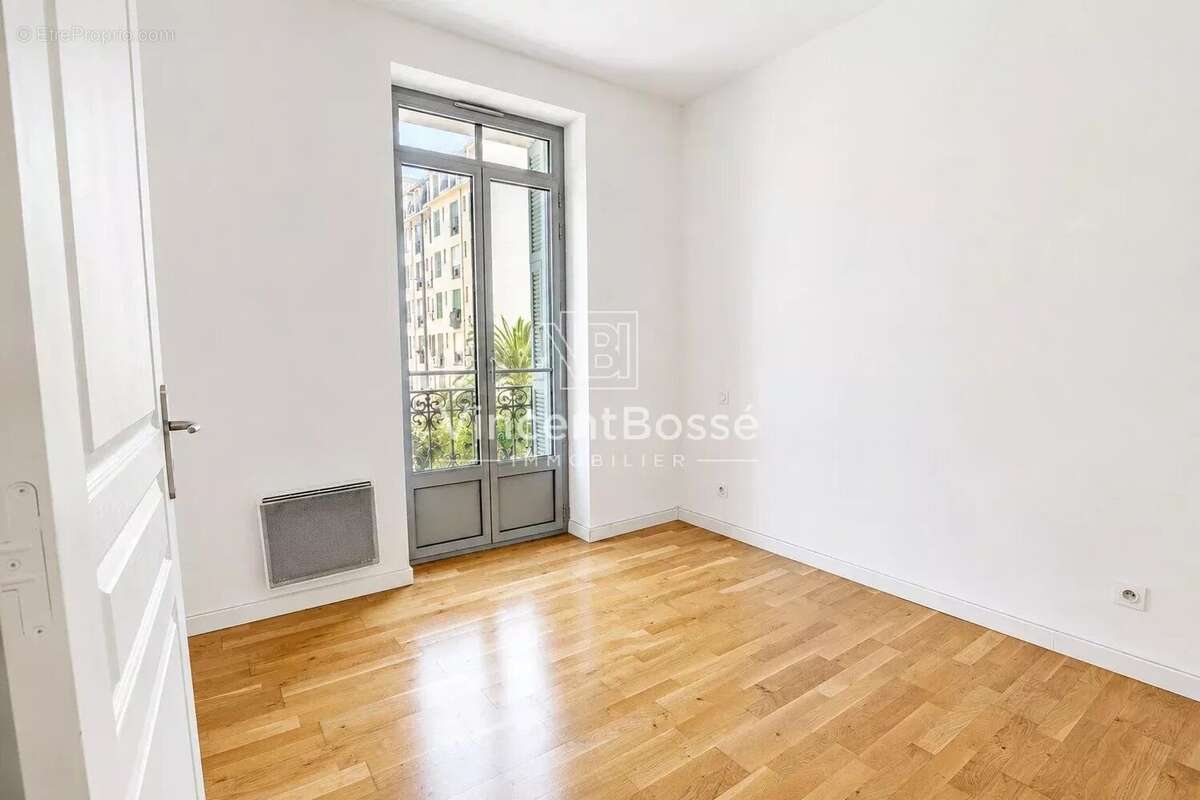 Nice centre – hôtel des postes – 2 pièces dans immeuble de standing - photo 3