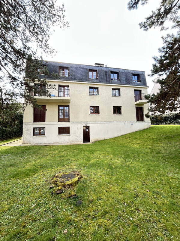 Appartement à BURES-SUR-YVETTE
